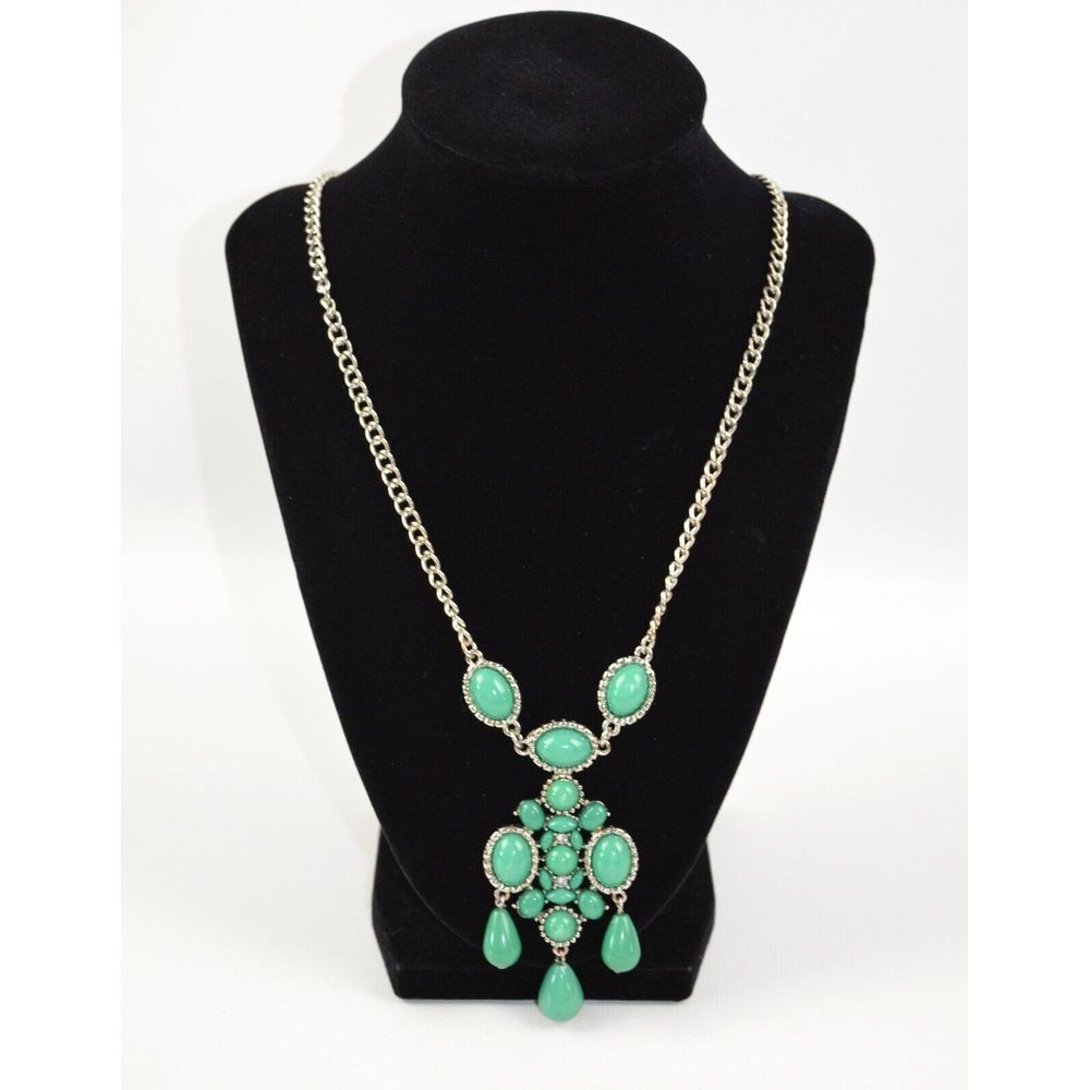 Silver Tone Necklace with Green Cabochon w/ Dangles & 2 Clear Rhinestones 31" - Picture 1 of 6